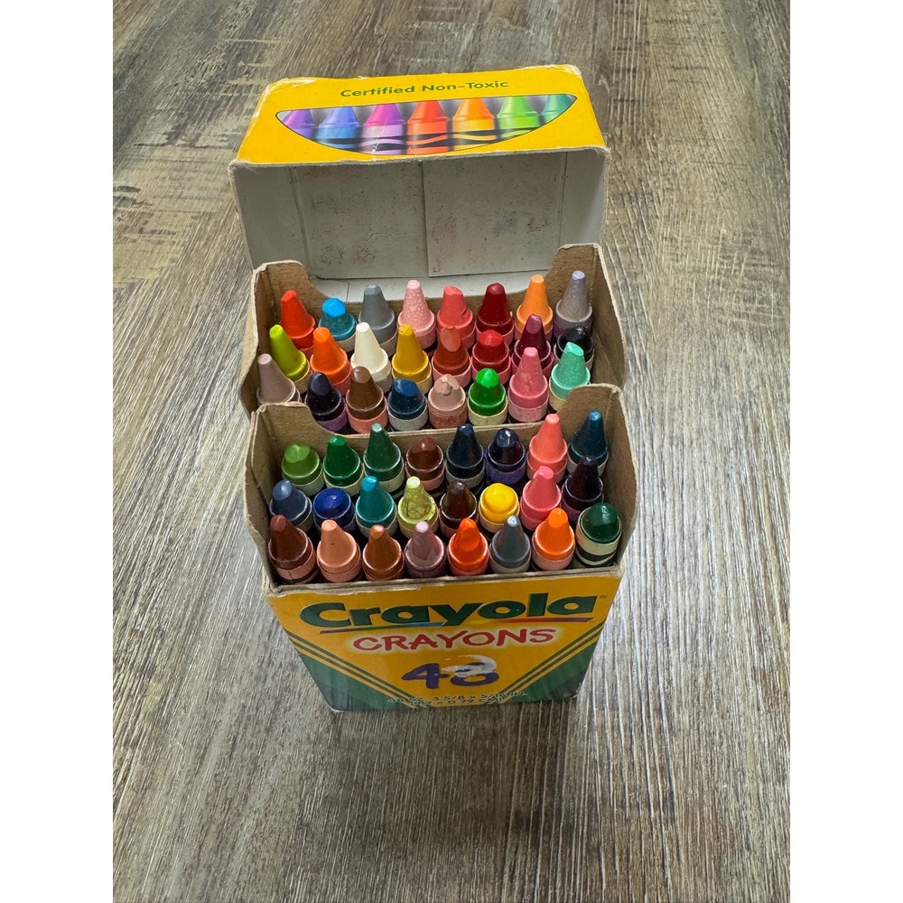 Vintage 1997 Crayola Crayons 48 Count Box Binney & Smith Made in USA 90s Art